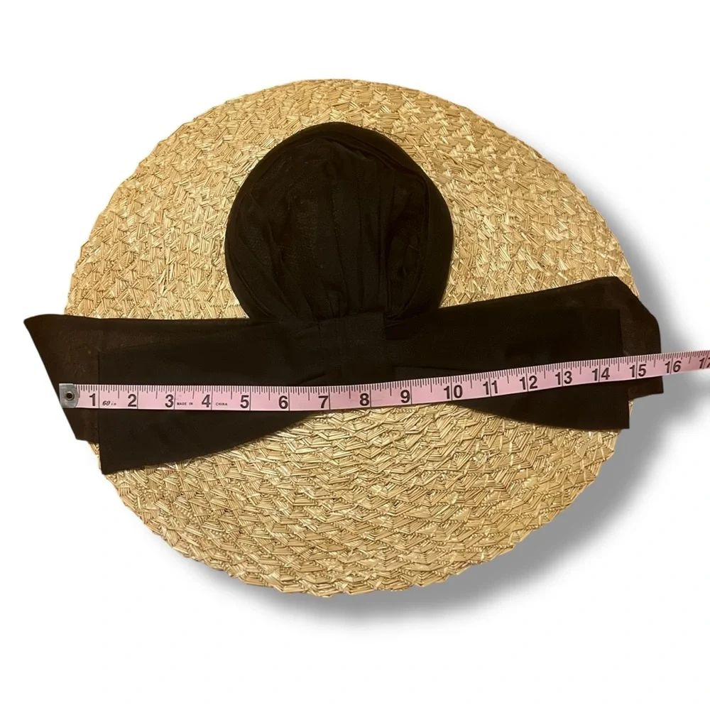 Vintage Doris Designed Famous-Barr Wide Brim Percher Straw Hat w/ Black Bow - Picture 8 of 10